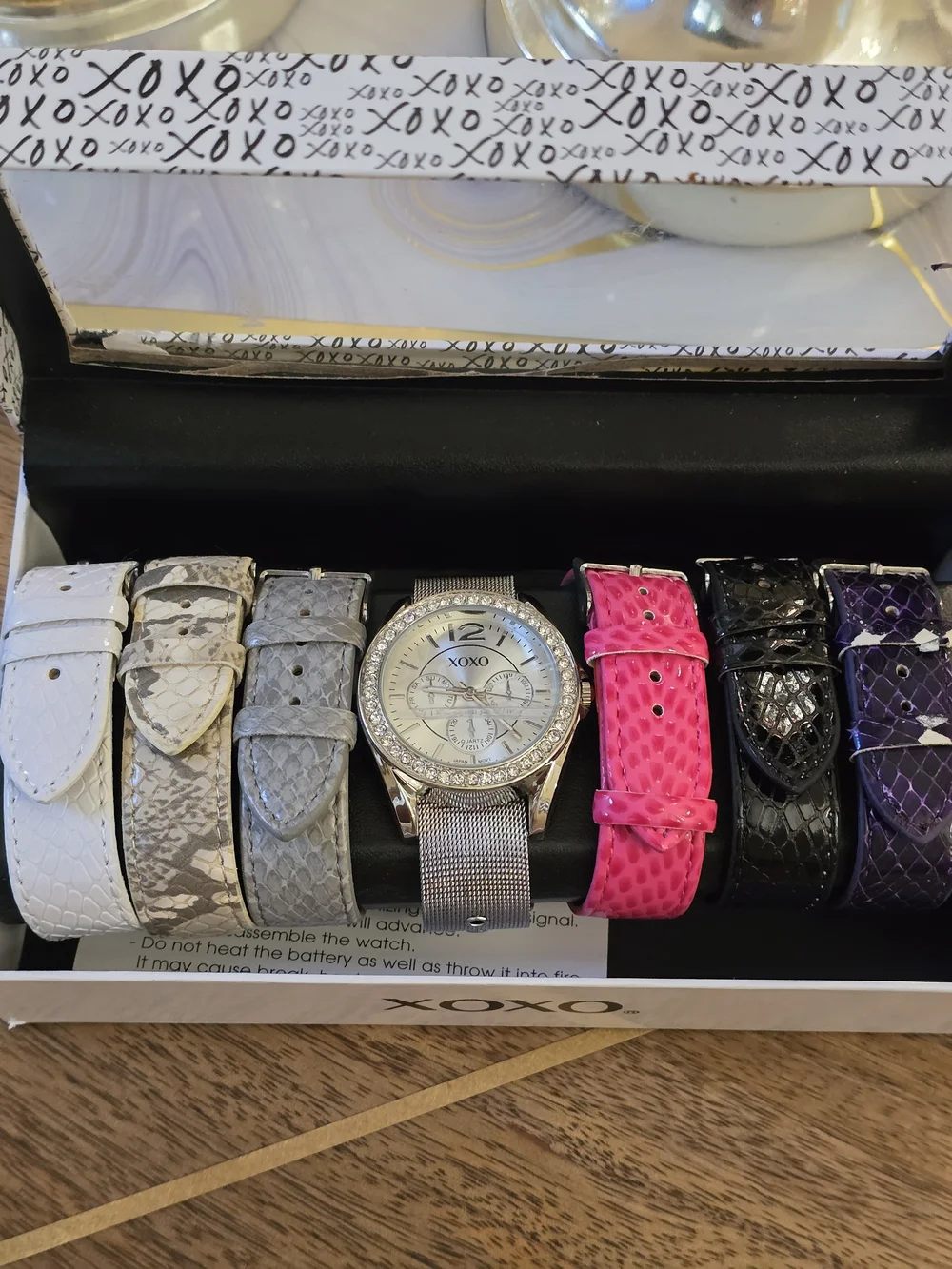 XOXO watch with 6 different straps #watch #strapswap Women Watch